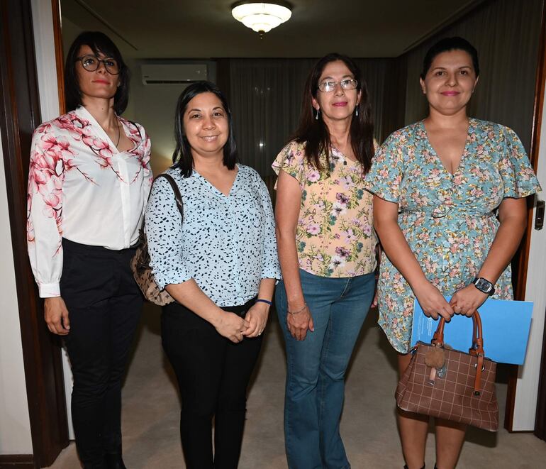 Belén Martínez, Florencia del Puerto, Miriam Allende y Mariana Aguilera.