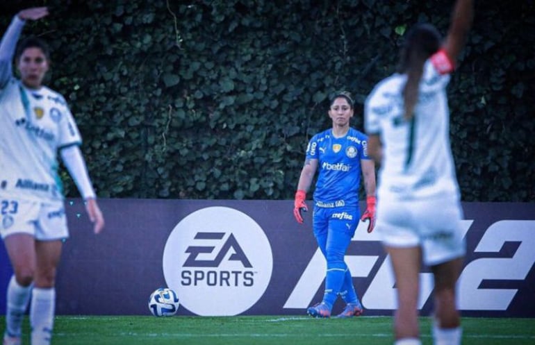 Alicia Bobadilla, jugadora del Palmeiras, en un partido de la Copa Libertadores Femenina 2023.