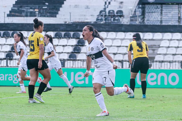 Olimpia conquistó el torneo Clausura 2023 del Fútbol Femenino paraguayo.