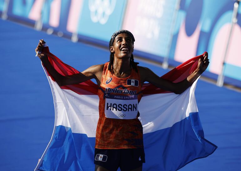 Sifan Hassan, atleta neerlandesa nacida  en Etiopía, alzó el oro.