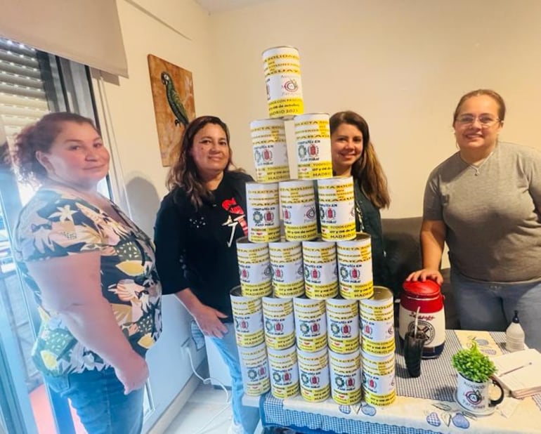 Colectividad paraguaya en España se suma a la colecta anual de los bomberos voluntarios.