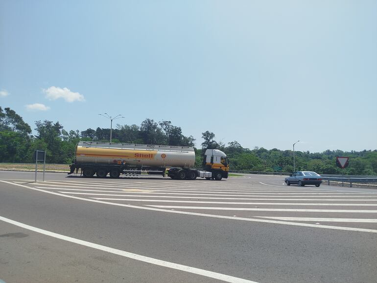 Nueva ruta de Caacupé sigue siendo escenario de accidentes de tránsito y vecinos reclaman paso peatonal