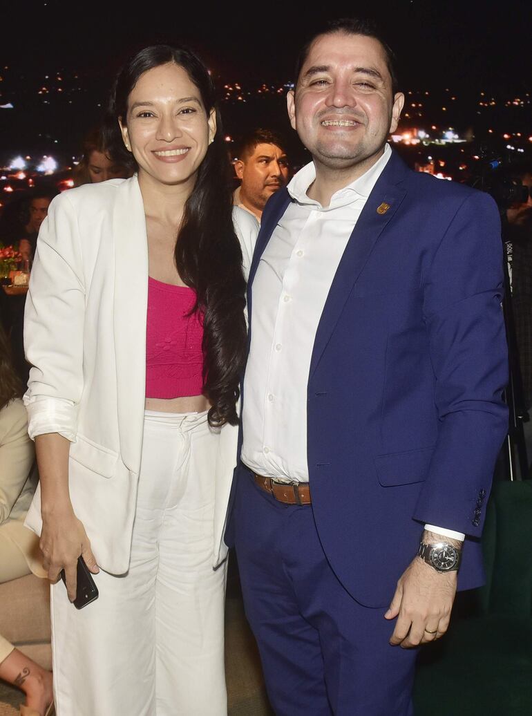 Laura Vargas y Luis Bello.