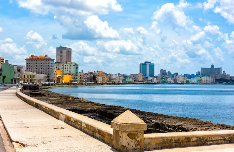 El Malecón, La Habana, Cuba.