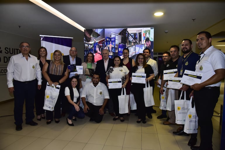 Un gran cierre tuvo ayer la Campaña de seguridad vial “Joven Responsable al Volante” en el centro ferial de Cadam Motor Show.