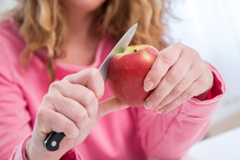 Instan a una dieta saludable para ayudar en la prevención del cáncer de mama.