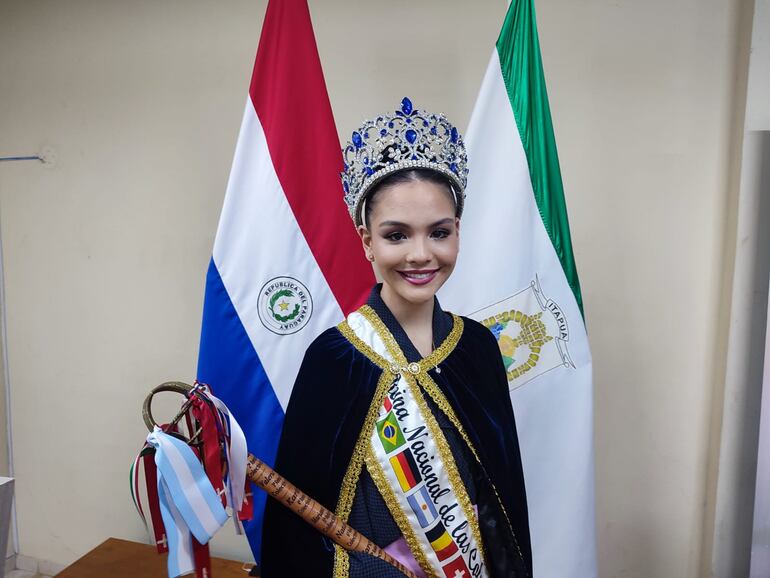 Lia Tachibana, representante de la colectividad japonesa, actual “Reina Nacional de las Colectividades”, periodo 2023-2024.