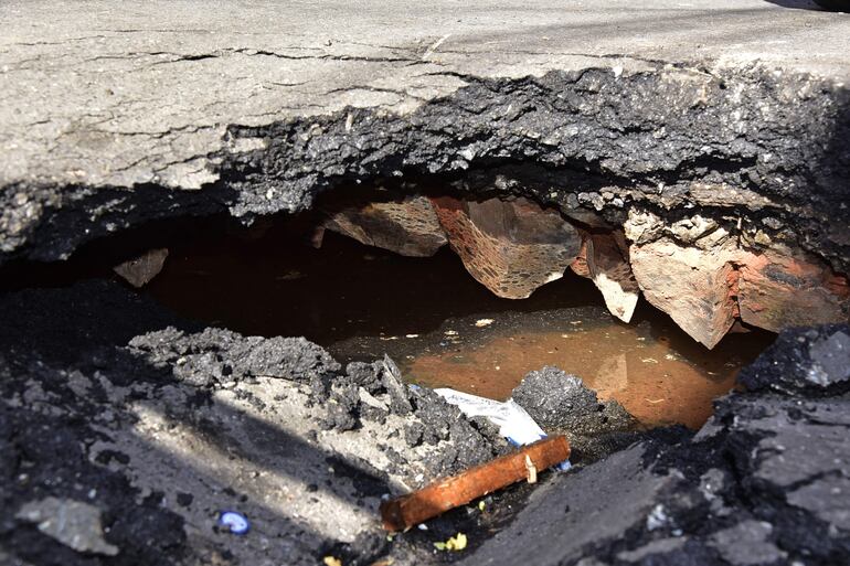 Enorme bache en Estrella y Alberdi
Hoy 26 de Diciembre de 2024
Gustavo Machado