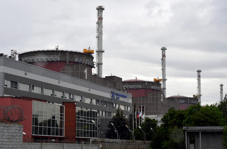 Foto de archivo de las instalaciones de la planta nuclear de Zaporizhzhia, controlada por Rusia, ubicada en el sur de Ucrania, que fue atacada por drones.