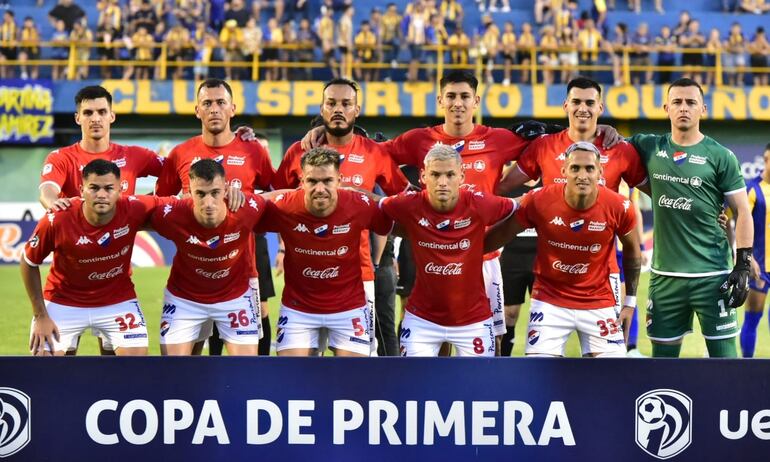 Equipo de Nacional, que será uno de los representantes paraguayos en la Libertadores 2024.