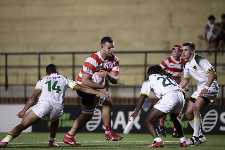 Los Yacare’i consiguieron el campeonato en el SARM20 que se disputó en nuestro país. El team albirrojo goleó primeramente a Colombia y ayer a Brasil 24-6 (foto) para ser dueños de la copa regional.