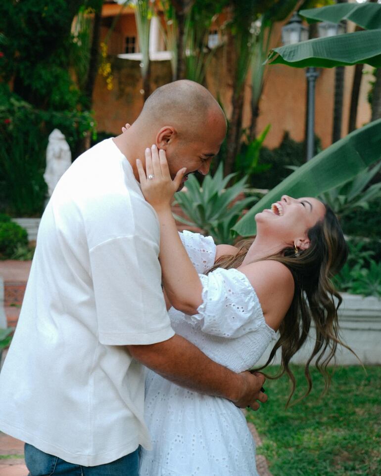 ¡Hermosa pareja! Mariano Garcete y Steffi Schouten. (Instagram/Steffi Schouten)