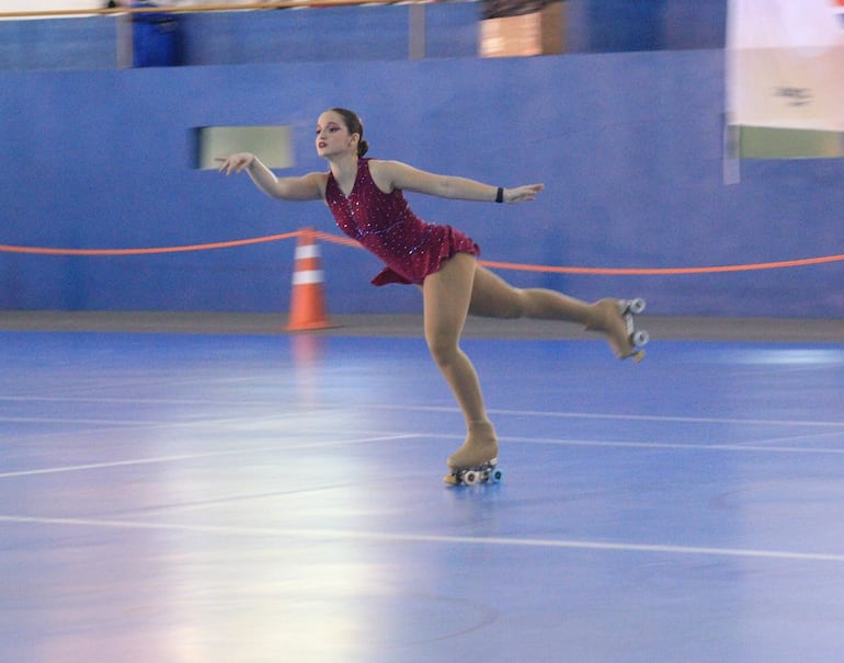 Tres jornadas de pura emoción, destreza y habilidad se vivieron el fin de semana en Saltos del Guairá, por el Campeonato Nacional de Patinaje Artístico de la Confederación Paraguaya de Patinaje (CPP).