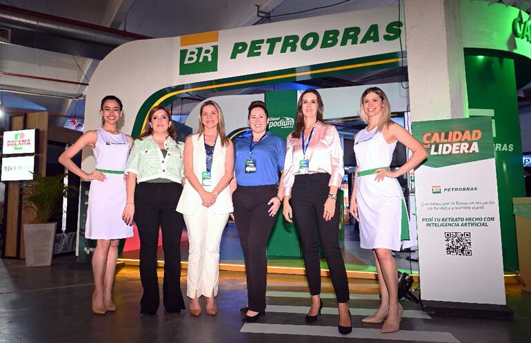 Martha Fernández, Marcela Torreani, Martina González y Cecilia Mercado.