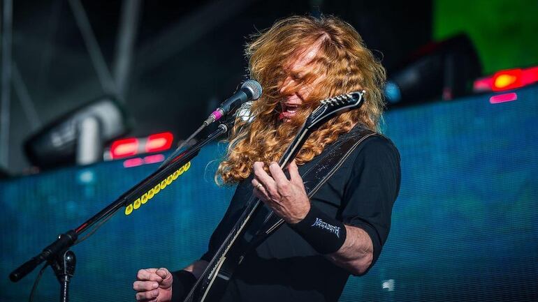 Dave Mustaine, vocalista y guitarrista de Megadeth, durante un show de la banda en Alemania. La agrupación alista su regreso a Paraguay