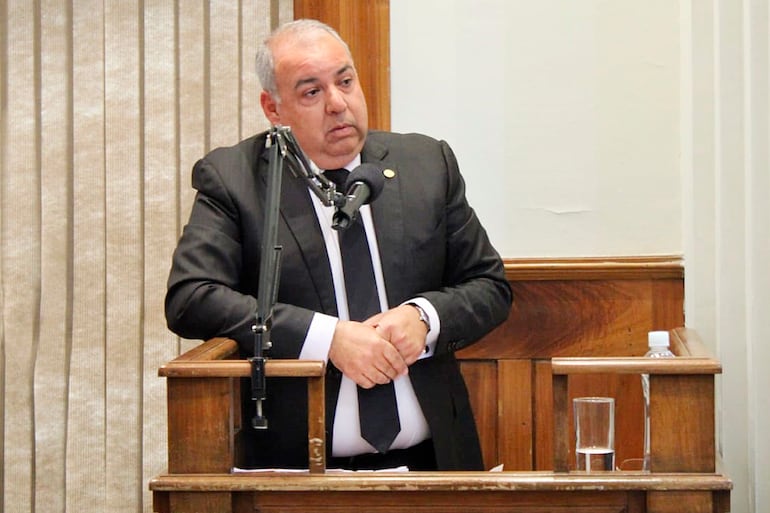 El exsenador Jorge Oviedo Matto en la audiencia en el Jurado de Enjuiciamiento de Magistrados, JEM, en agosto de 2023. 