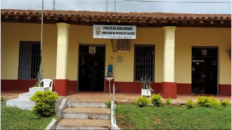 Fachada de la Dirección de Policía de Caazapá.