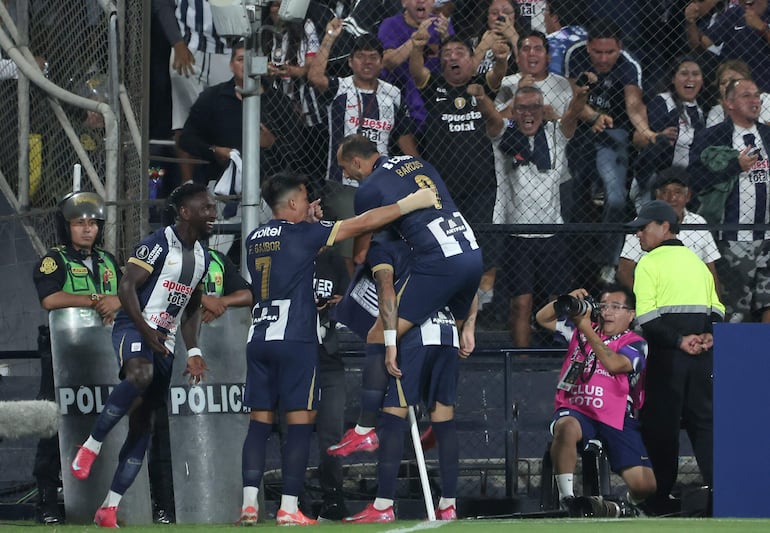 Alianza Lima derrotó a Boca Juniors en juego de la Copa Libertadores