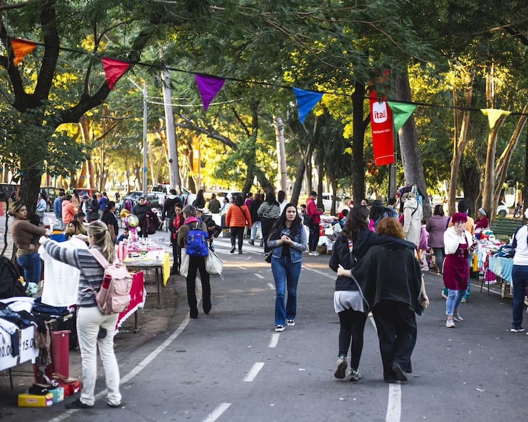 Parque Caballero.