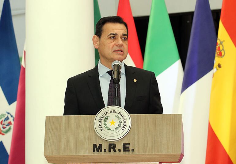 Rubén Ramirez Lezcano, ministro de Relacioens Exteriores