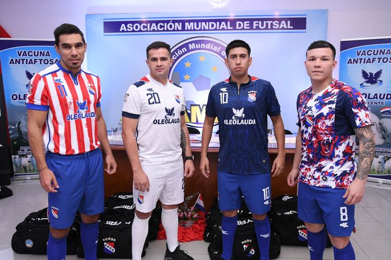 Los jugadores de la selección paraguaya de Fútbol de Salón para el Mundial Baja California 2023.