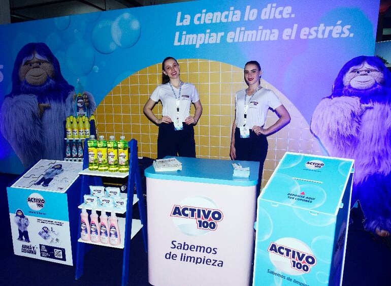 Stand de ContiParaguay, donde dieron a conocer varias novedades con su marca Activo 100 y Porã.