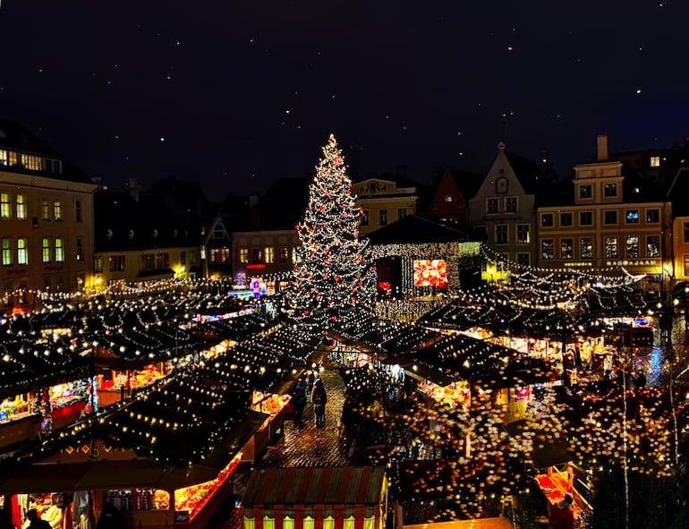 Mercado de Navidad de Tallin, Estonia.