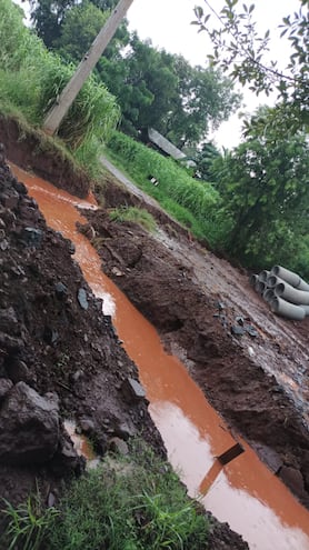 Las obras no avanzan desde el año pasado, aseguran vecinos.