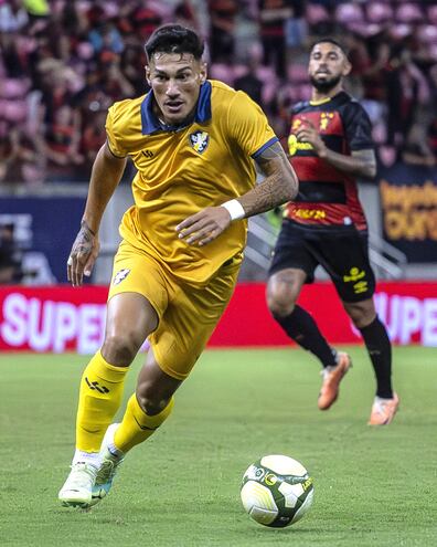 Richard Franco juega en el equipo de Retro FC de Pernambuco.