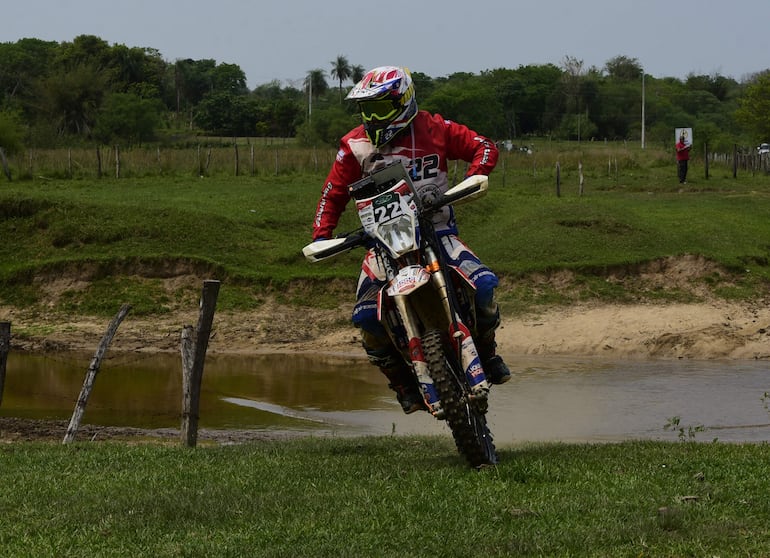 Gran remontada de Gido Krahn (Arce GK22) el sábado para llevarse el triunfo en Motos CL450, en la etapa 2 de ayer.