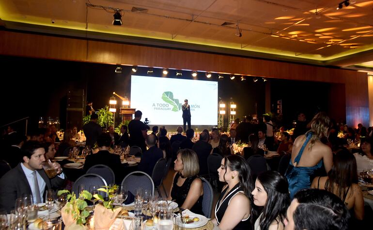 En la cena de gala de A todo pulmón se destacó la implementación de nuevas acciones en el Chaco Paraguayo, con el proyecto “Agua para el Desarrollo”.