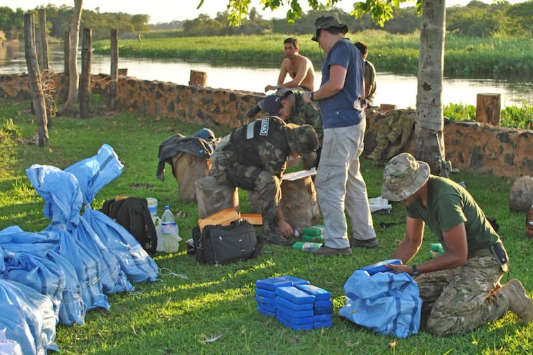 El operativo Halcón 1 de la Senad se hizo el 6 de enero de 2013 en la estancia Horqueta de Lima.