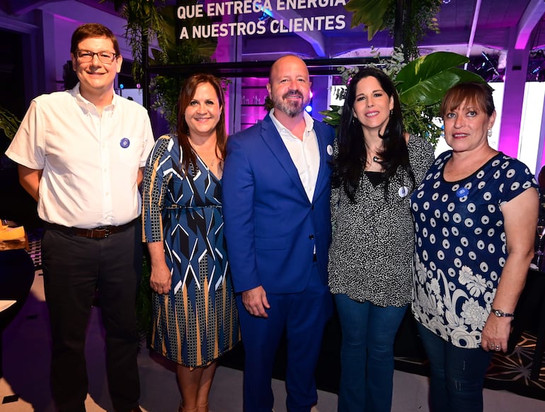 Diego Valenzuela, Norma Pose, Raúl Fariña, Laura Ramírez y Myriam Rojas.