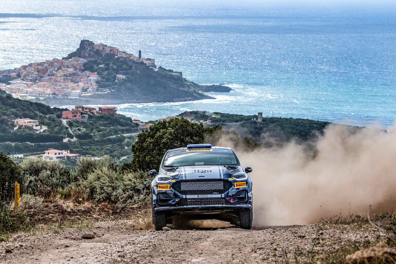 Diego Domínguez Bejarano en el Rally de Cerdeña, Italia.