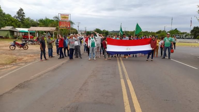 Campesinos preparan encuentro para debatir del gobierno y analizar medidas de protesta