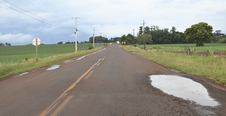 La ruta es trampa mortal sobre todo en días de lluvia.