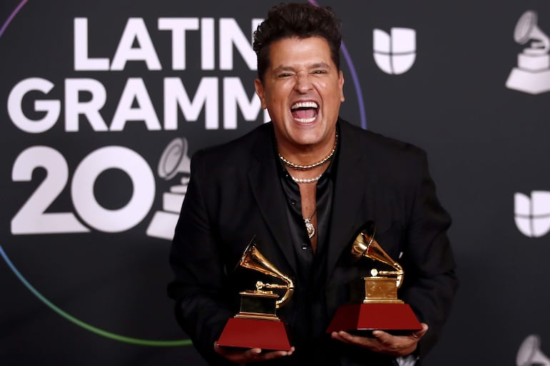 Carlos Vives lleva ganados 18 Latin Grammys y también se convirtió en el primer colombiano en conquistar el Grammy.