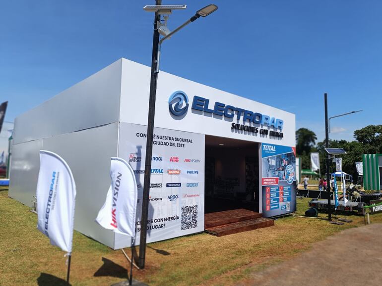 Stand de Electropar en la Feria Innovar 2024.