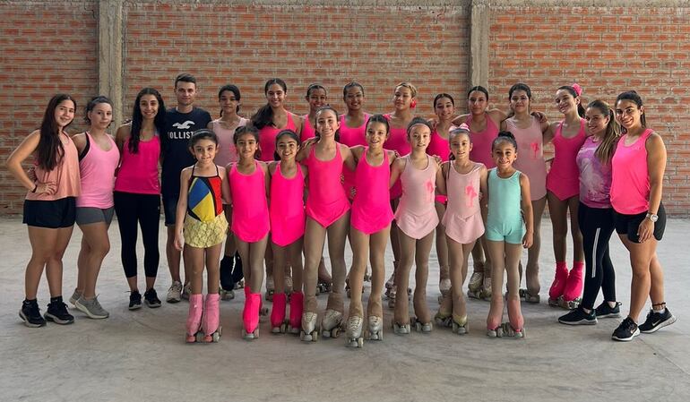 Exitoso cierre del seminario de patinaje enfocado a los más chicos.