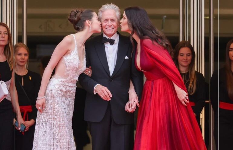 Carys con sus padres, Catherine Zeta-Jones y Michael Douglas.