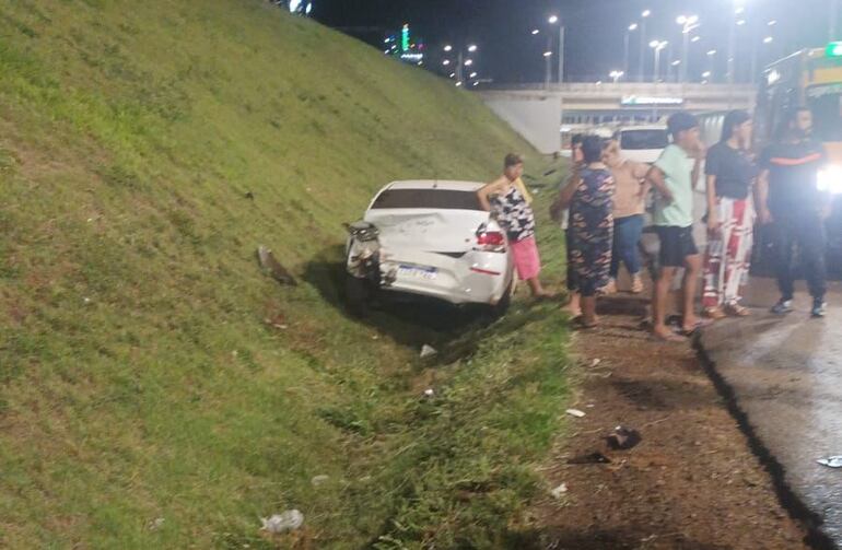 Uno de los vehículo fue chocado en la parte trasera.