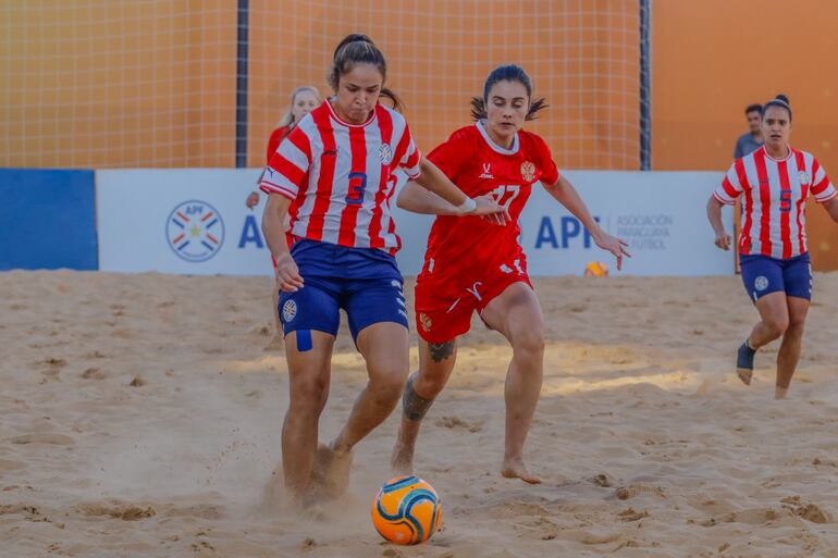 Las chicas albirrojas tampoco pudieron hacer frente a las rusas y cedieron 4-0.