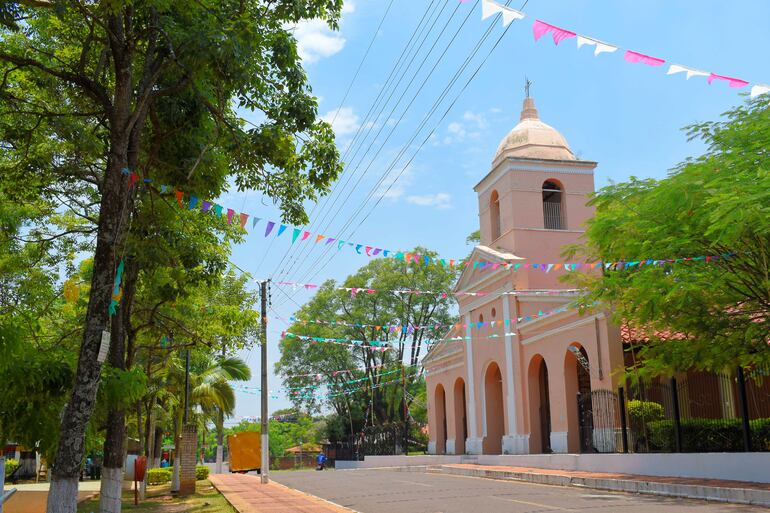 Fachada de la parroquia Inmaculada Concepción de la Virgen María.