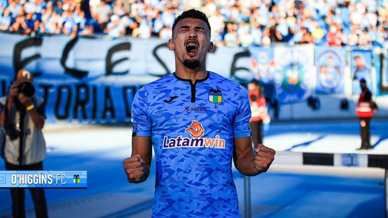 Arnaldo Castillo celebra su gol para el O'Higgins, que le ganó 2-1 al Everton por el campeonato chileno (Foto gentileza).