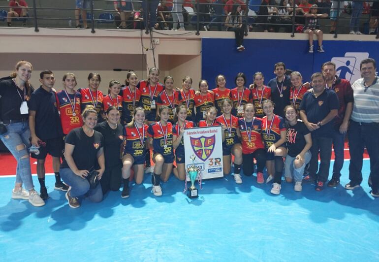 Fernando de la Mora, campeón vigente femenino de la U16.