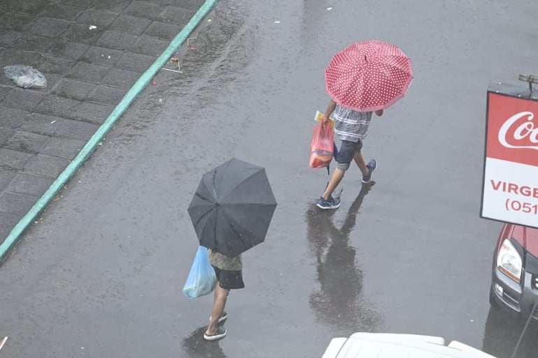 Se pronostican algunas lluvias en forma de chaparrones para Año Nuevo. 