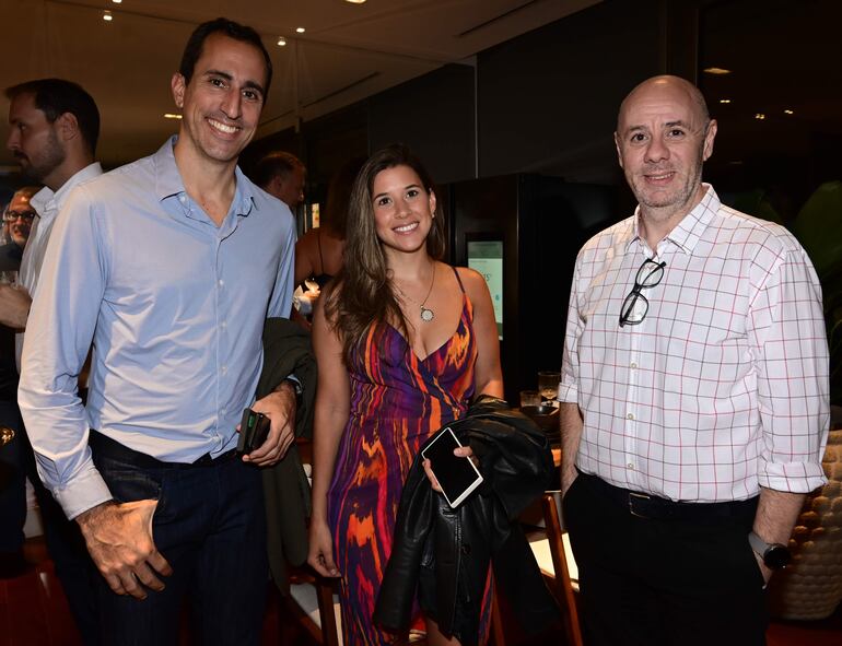 Gonzalo Ramos, Valerie Viveros y Maaty Rahal.