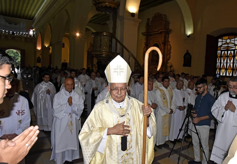 El arzobispo metropolitano, Mons. Adalberto Martínez, presidirá la misa crismal.