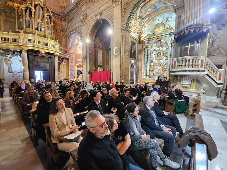 Compatriotas en Italia celebraron el Día de la Mujer Paraguaya