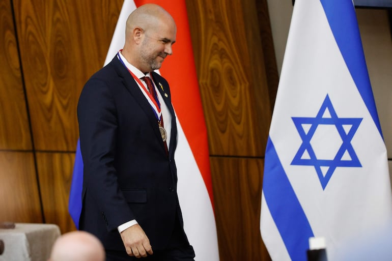 El presidente del Parlamento del Estado de Israel Amir Ohana, participa durante un acto este martes en Asunción (Paraguay).